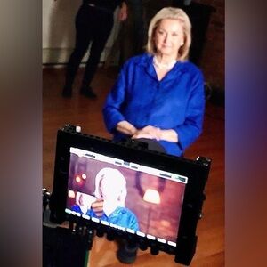 As Seen on NBC:  XL, LONG JACKET/BLOUSE in STUNNING BLUE, SUEDE-LIKE FABRIC